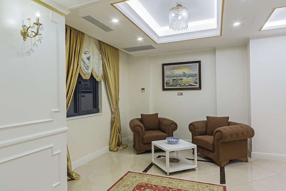Grand Naki Hotel 5