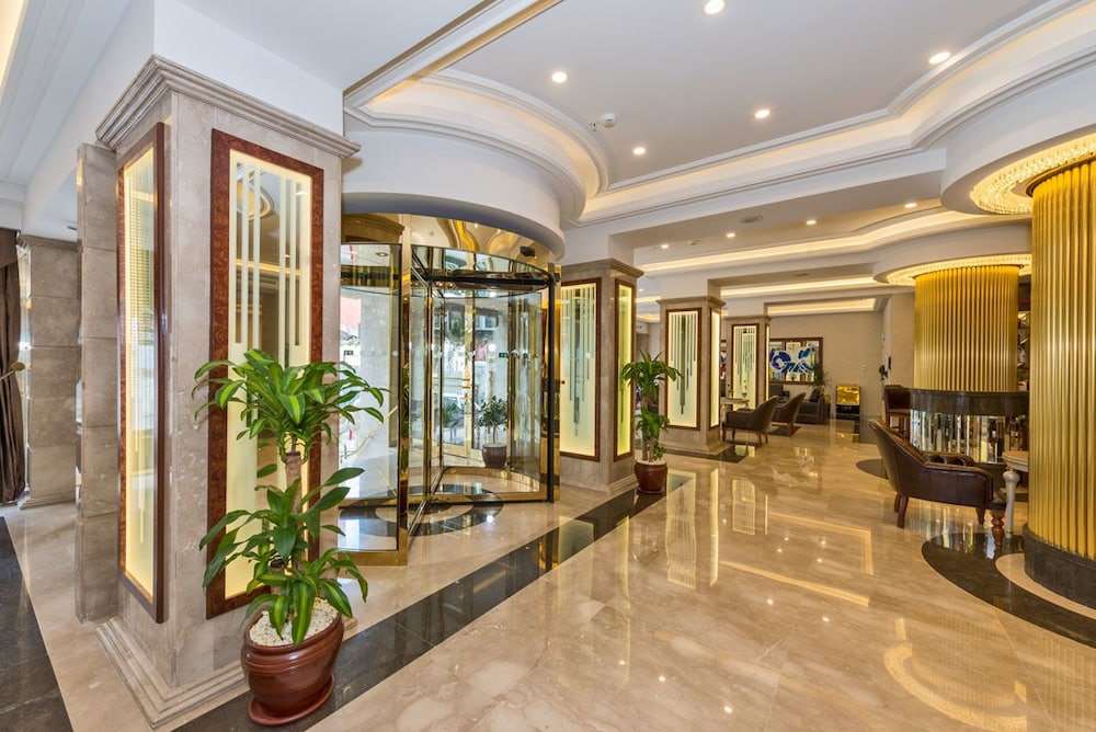 Glorious Hotel 4