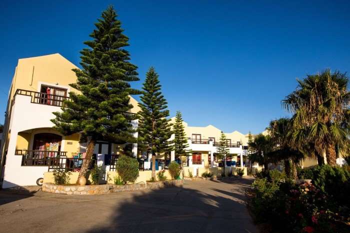 ALMYRIDA VILLAGE & WATERPARK