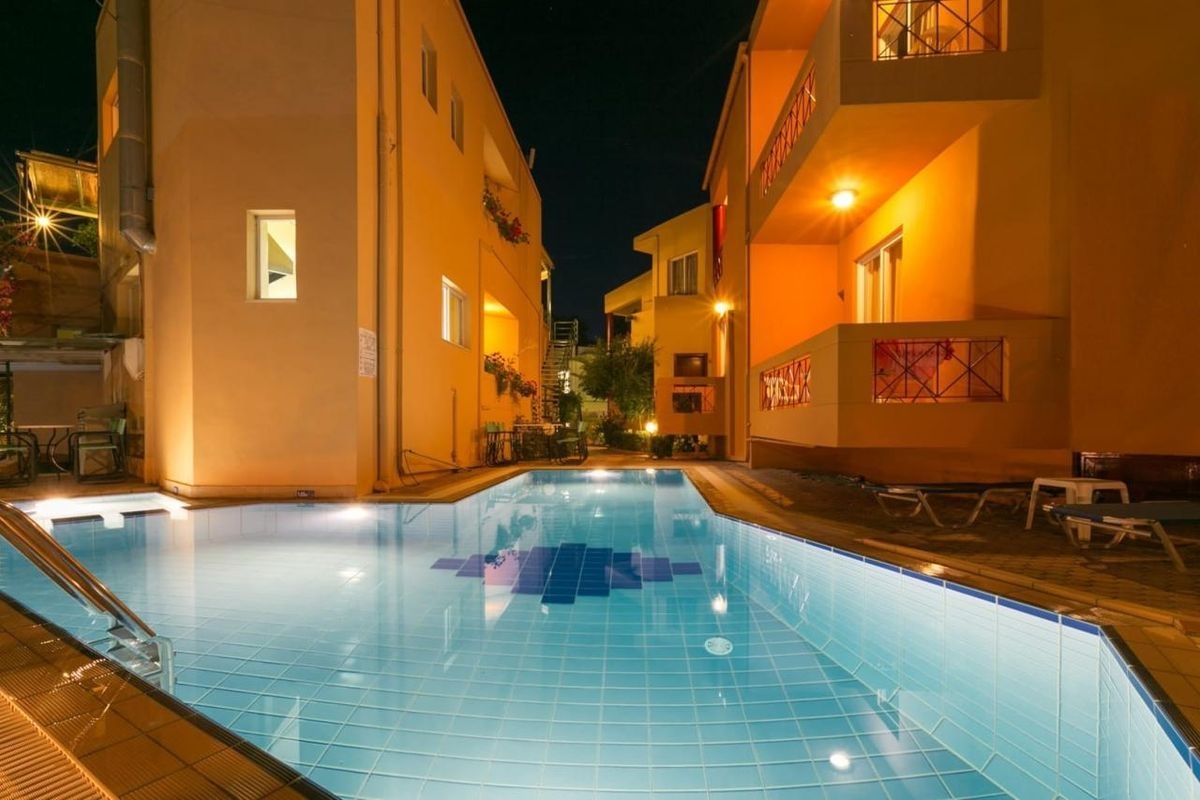 ELOTIA HOTEL 5