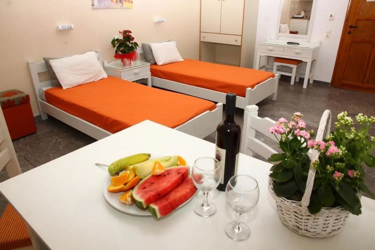 FRIDA VILLAGE APARTMENTS 5