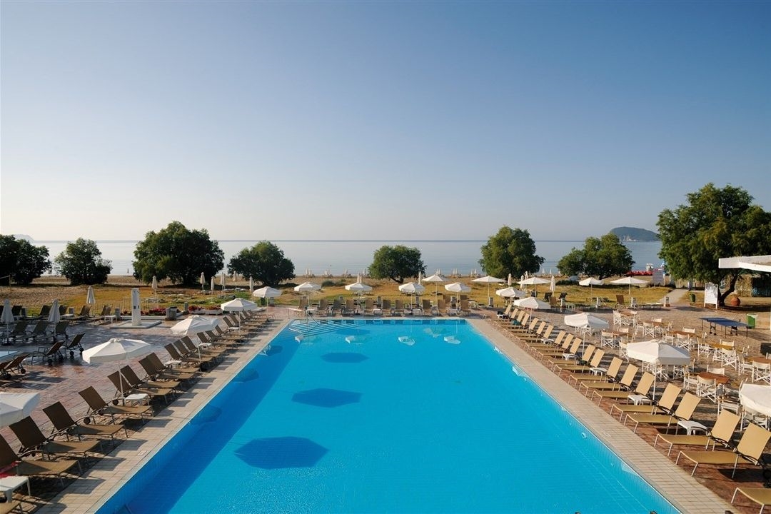DOMES AULUS ZANTE, AUTOGRAPH COLLECTION 3