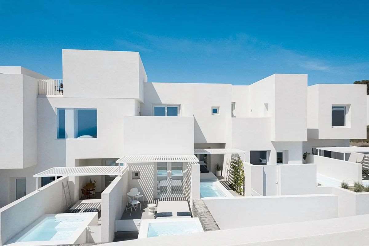 NEO SUITES