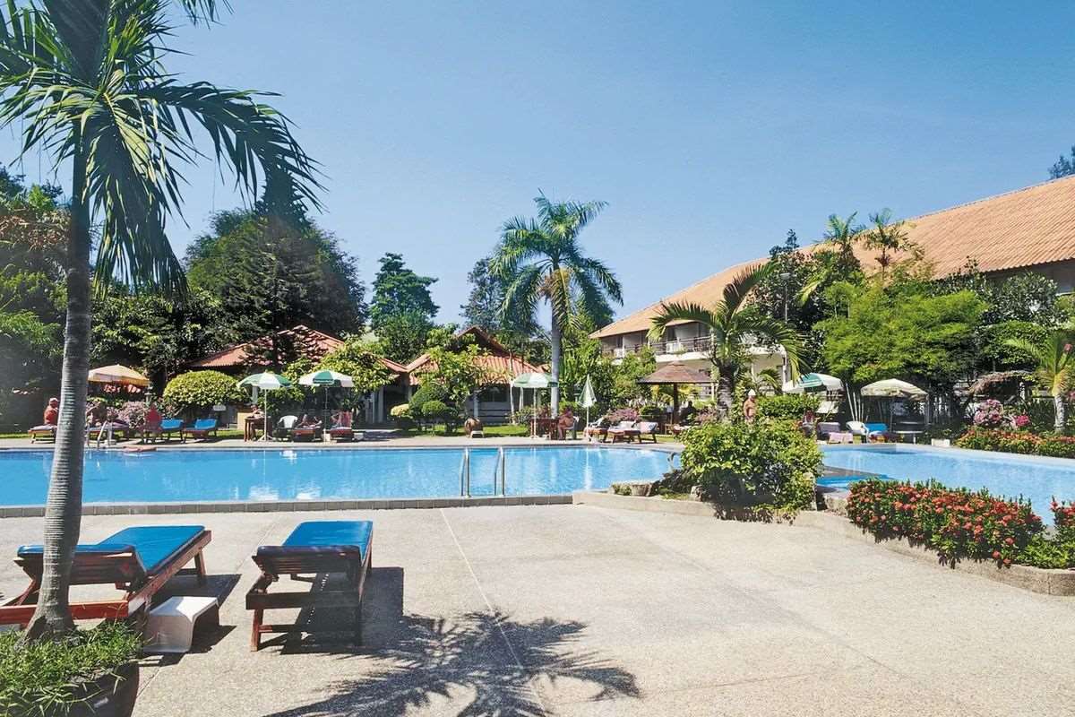 SUNSHINE GARDEN APARTMENTS 5