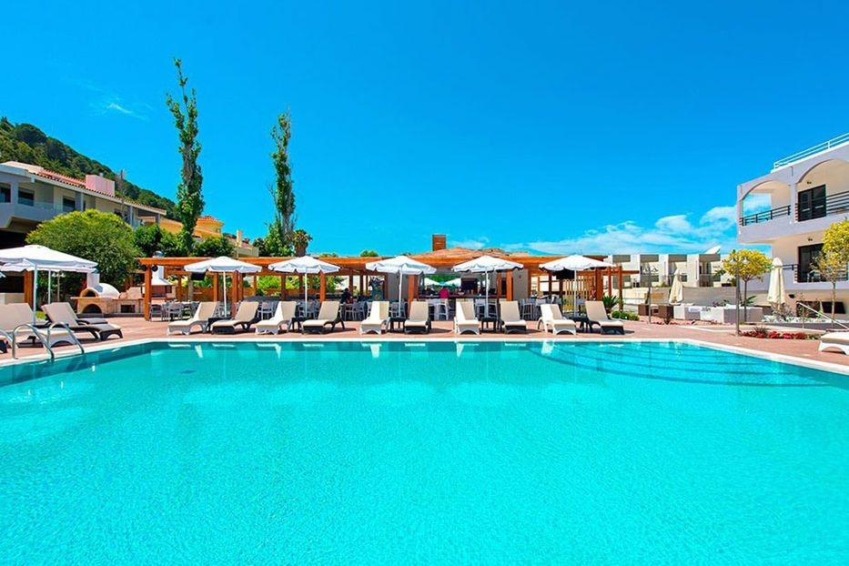 SUNNY DAYS HOTEL & RESORT