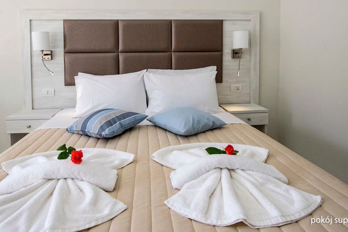 AMOUR HOLIDAY RESORT 2