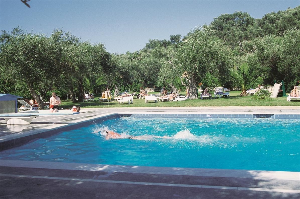 NEFELI HOTEL