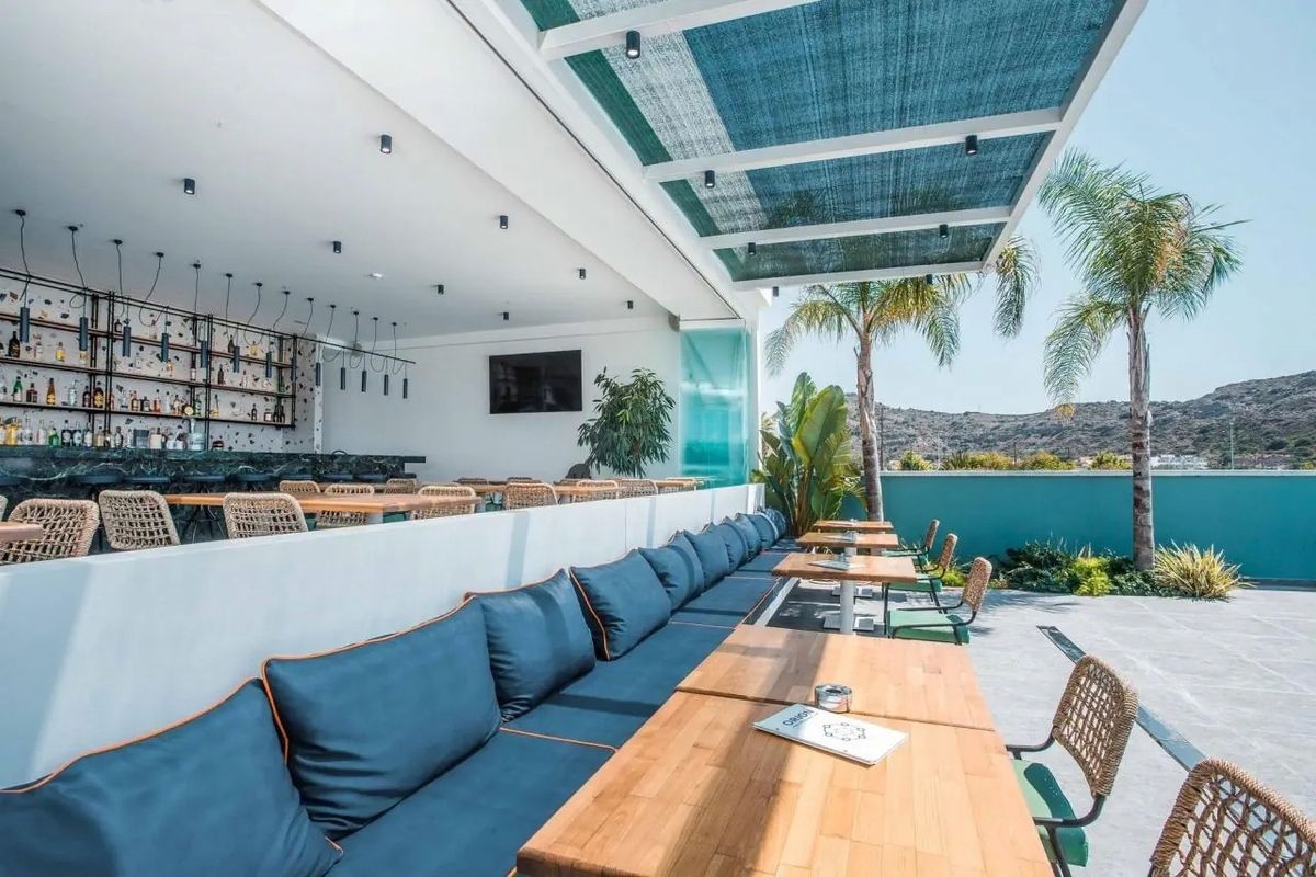 MAZOREN ART HOTEL 4