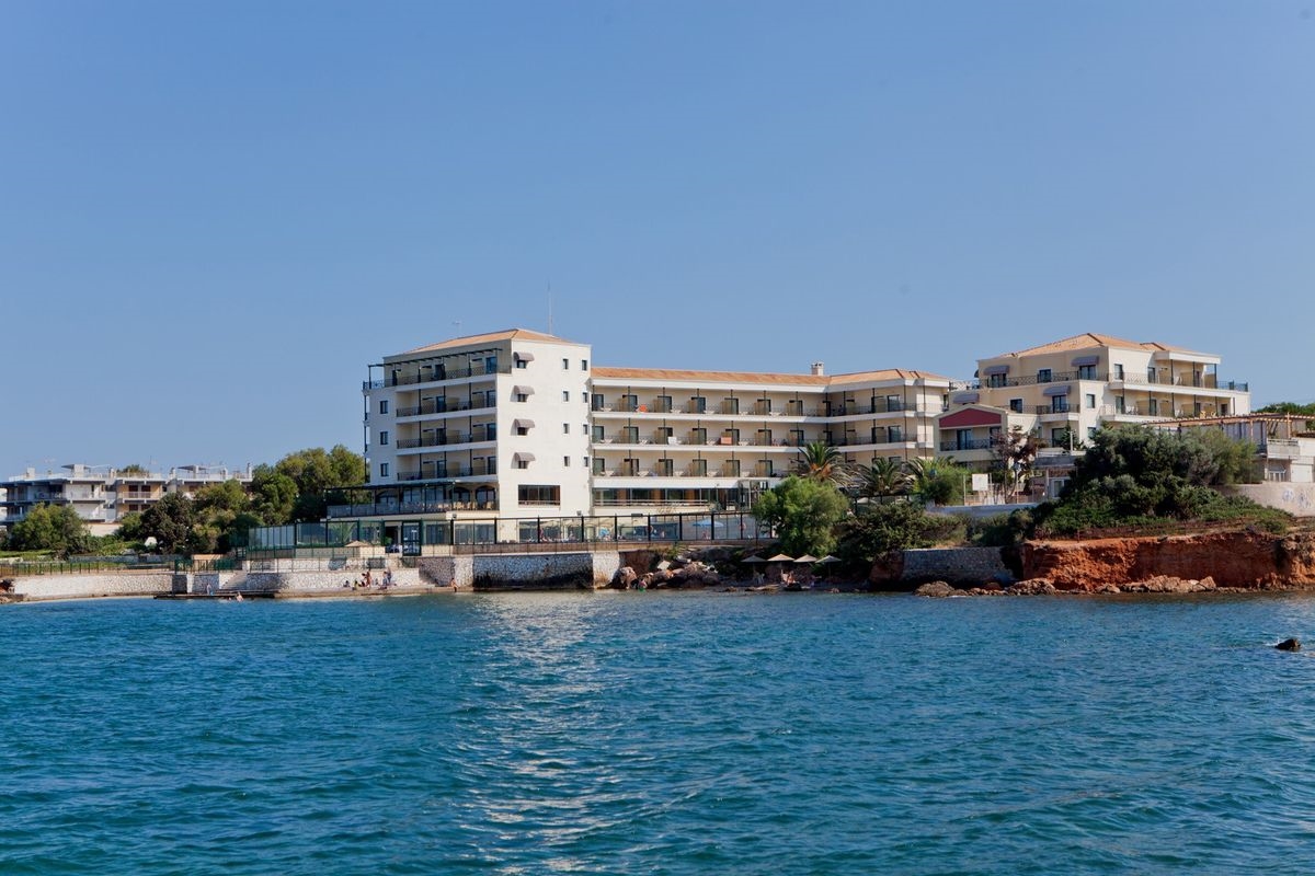 RAMADA ATTICA RIVIERA 2