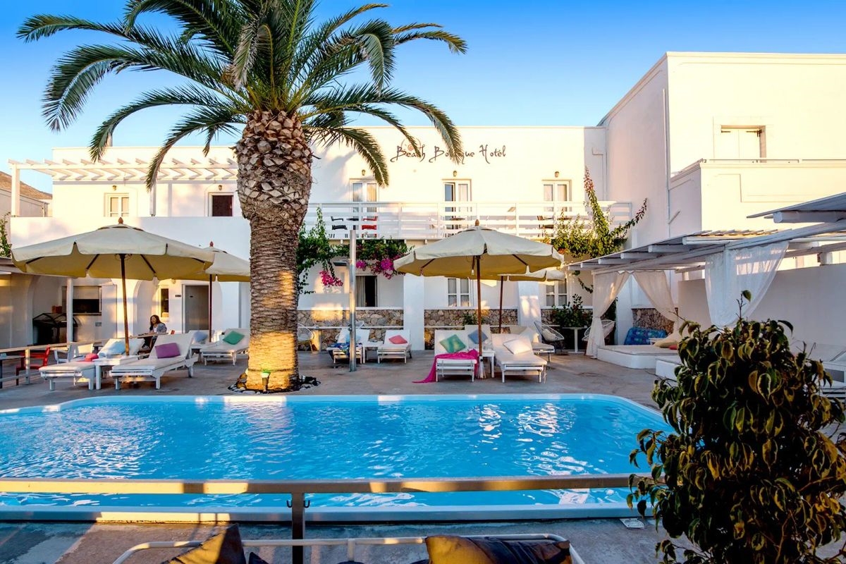 BEACH BOUTIQUE SANTORINI 3