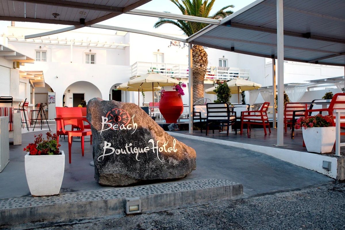 BEACH BOUTIQUE SANTORINI 4
