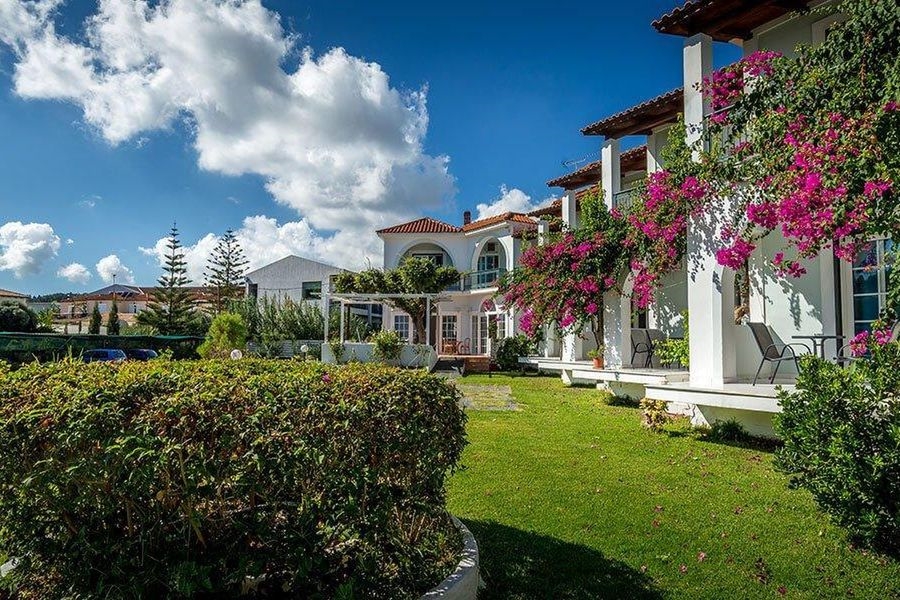 PARADISE HOTEL