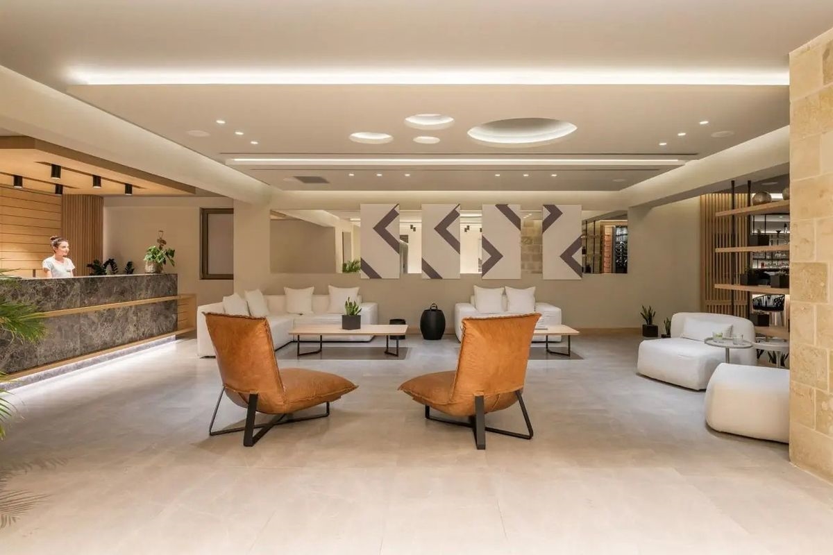 IKONES SEAFRONT LUXURY SUITES 2