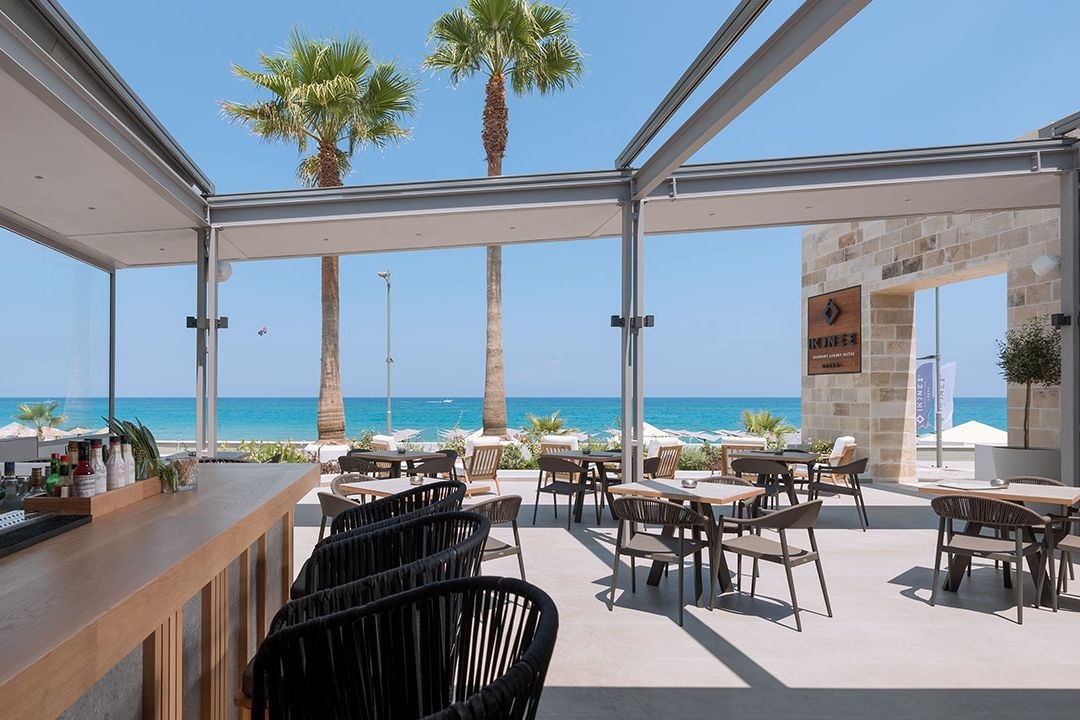 IKONES SEAFRONT LUXURY SUITES 5