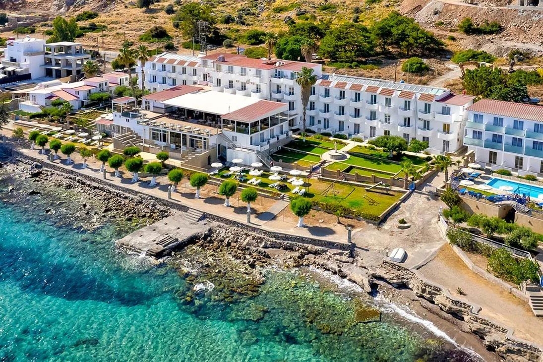 ILYSSION BEACH RESORT 3