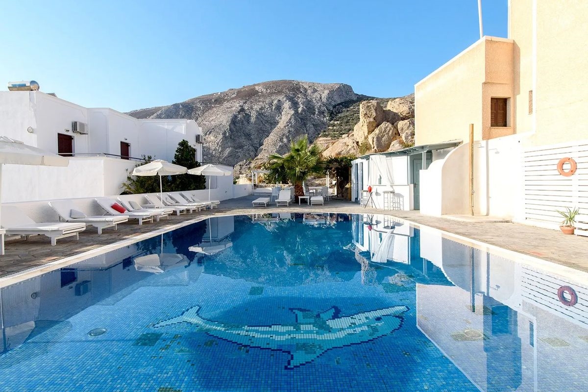 IRIS BOUTIQUE SANTORINI 4