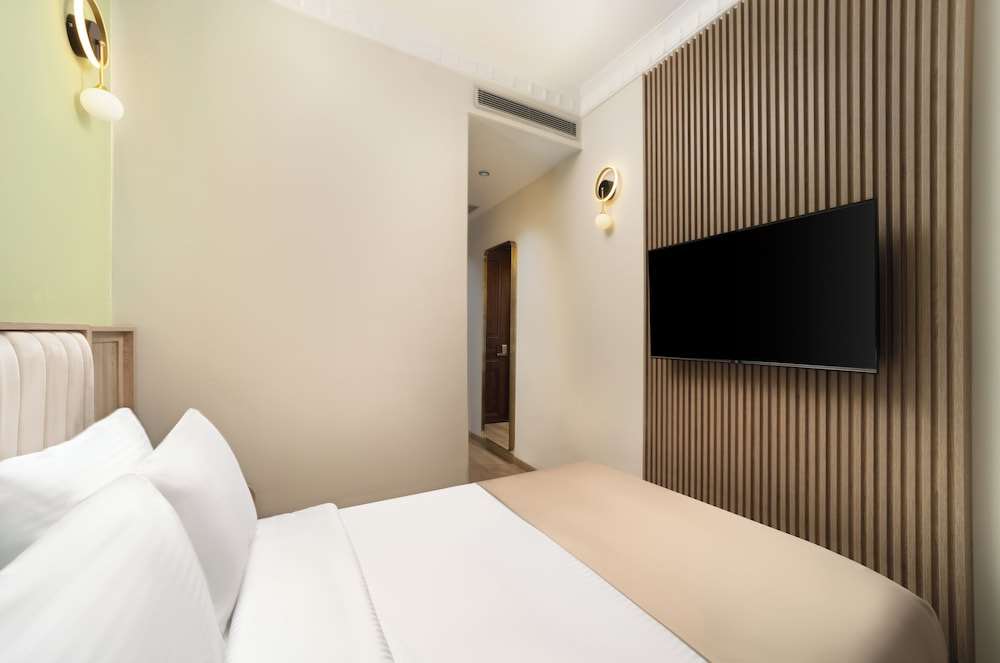 Atik Palace 4
