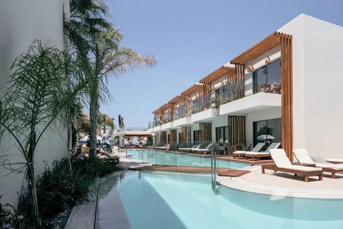 GALAZIO BEACH RESORT 4