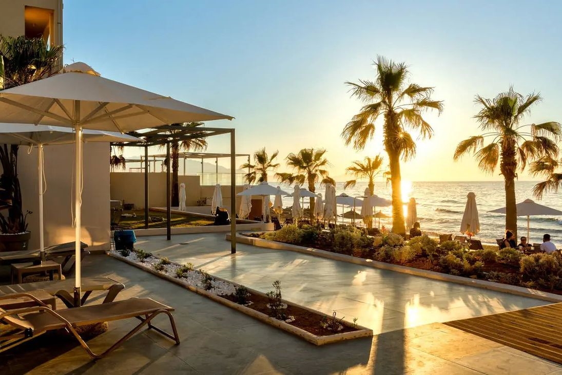 WHITE OLIVE ELITE RETHYMNO 2
