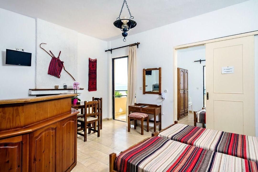 MA-TZI APARTMENTS 3