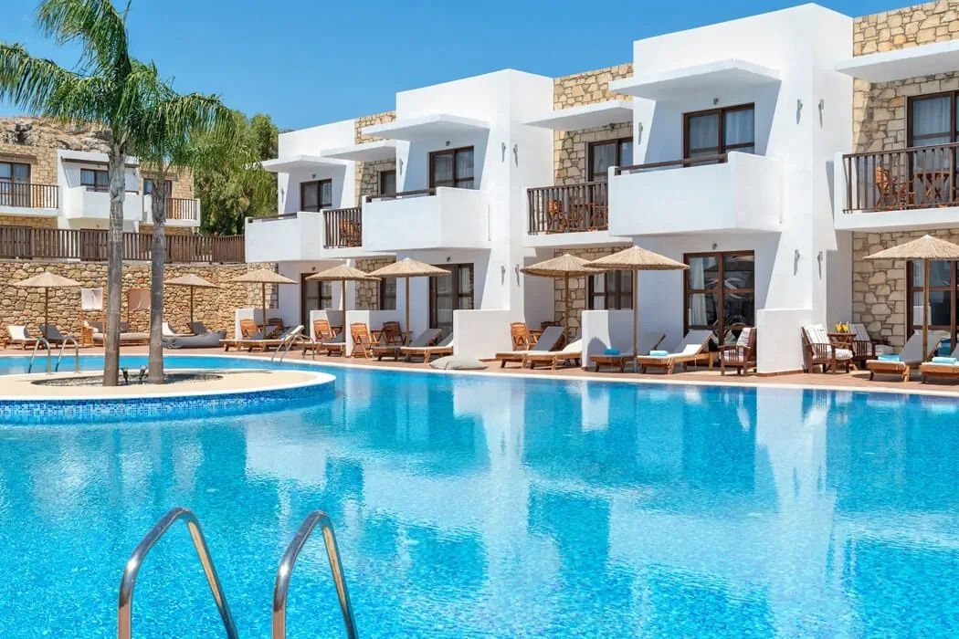 COSTA LINDIA BLUE STAR - ADULTS ONLY 16+ 4