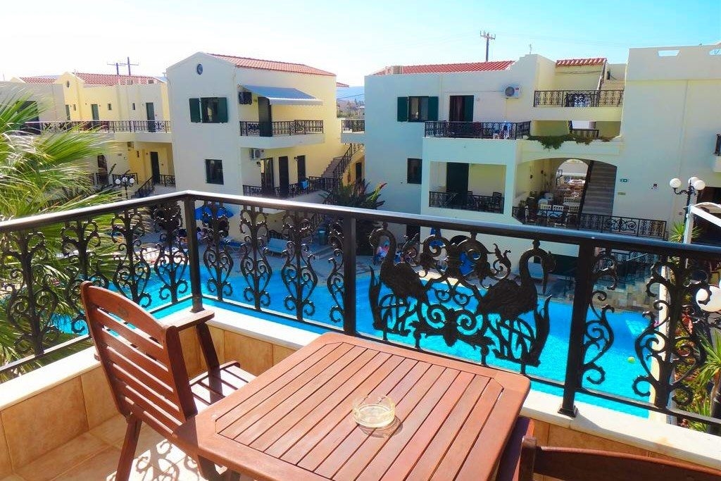 DIOGENIS BLUE PALACE 4