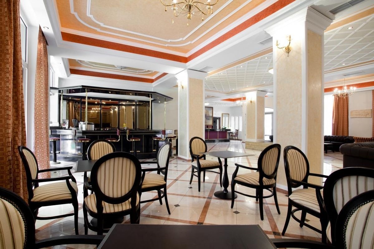 ACHILLION PALACE 5