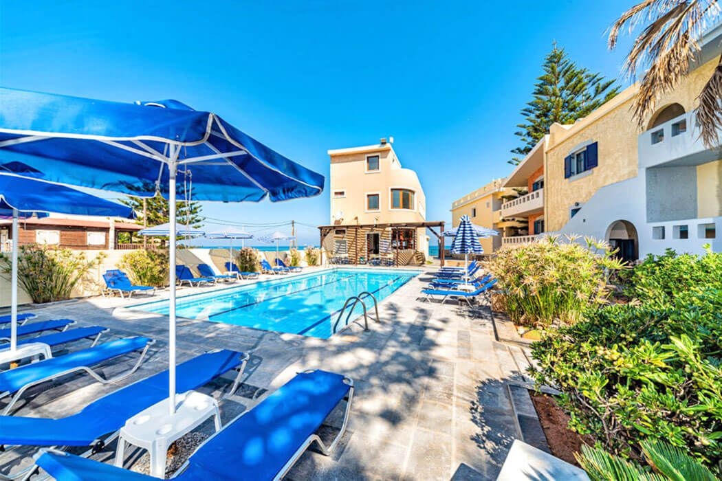 Niros Beachfront Apart Hotel 2