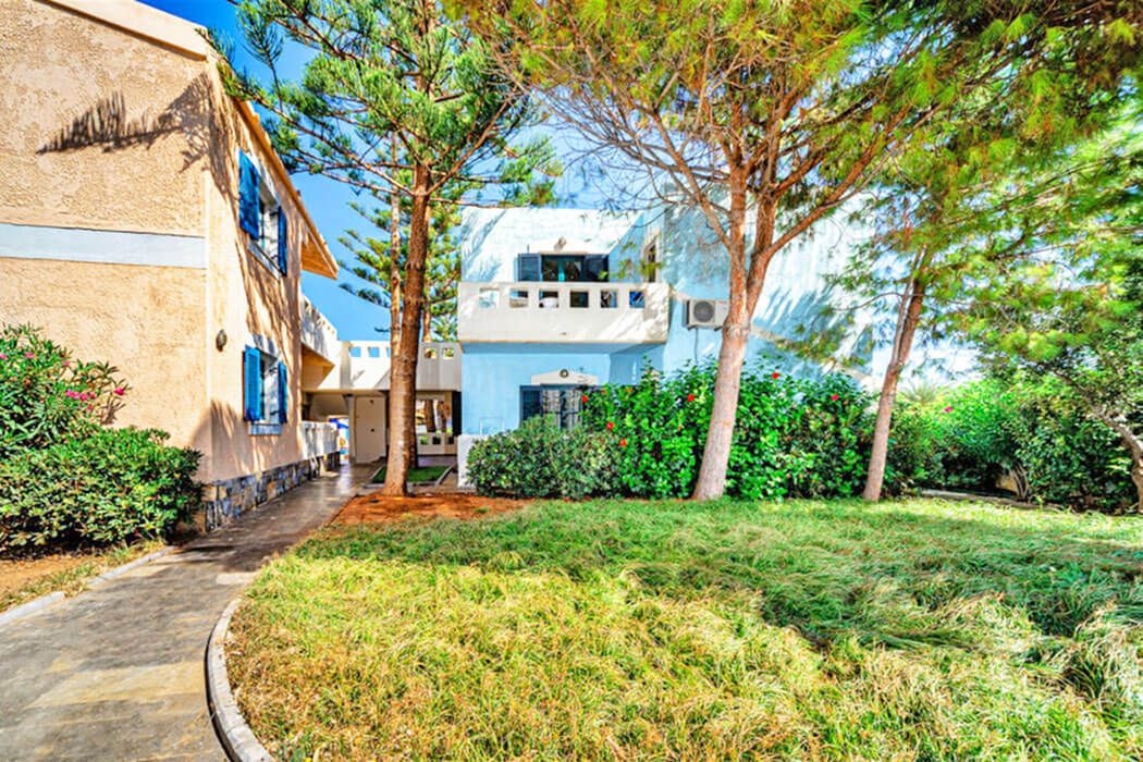 Niros Beachfront Apart Hotel 3
