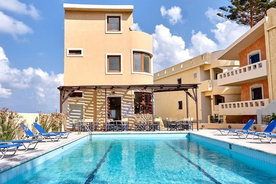 Niros Beachfront Apart Hotel 5