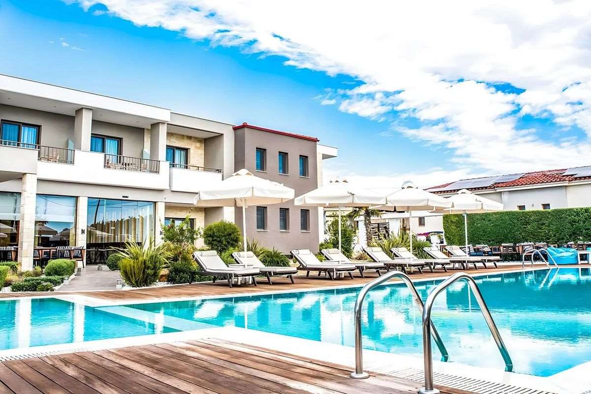 LAGARIA APARTMENTS AFYTOS