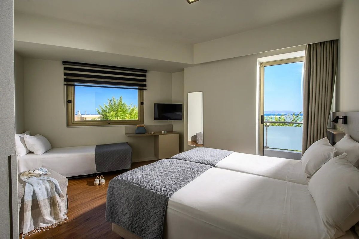 MARIN HOTEL 2