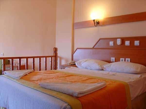 Amos Hotel 3