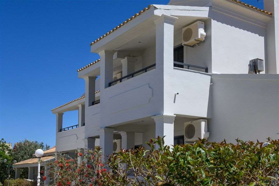 SUN GATE HOTEL 4