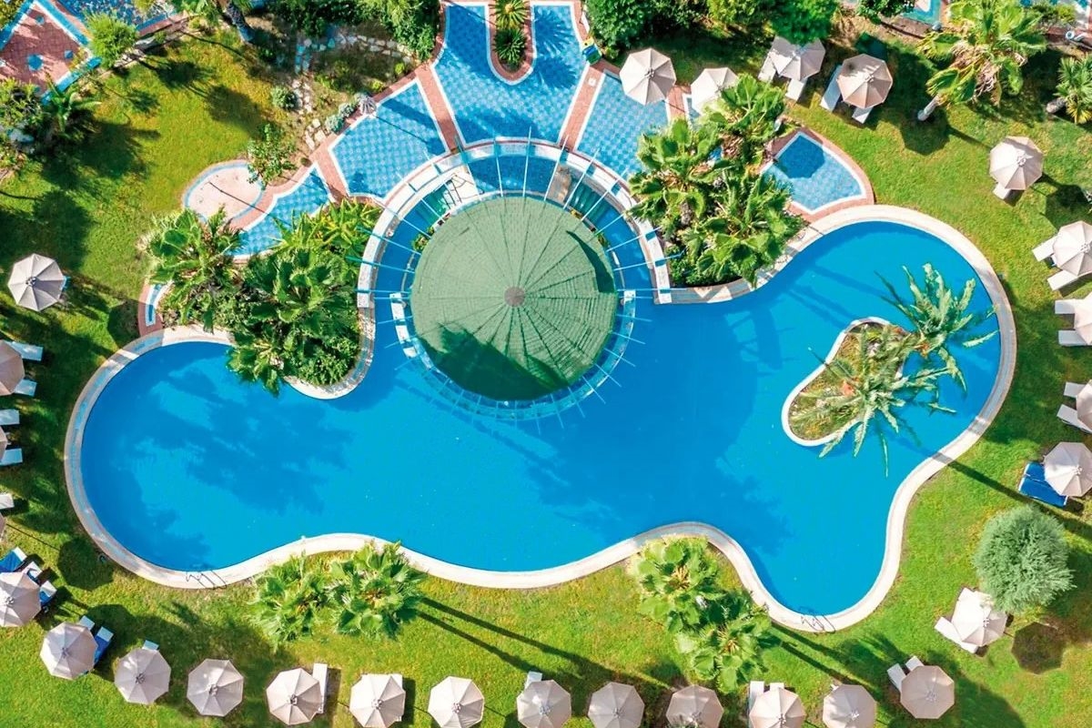 ATRIUM PALACE THALASSO SPA RESORT & VILLAS 2
