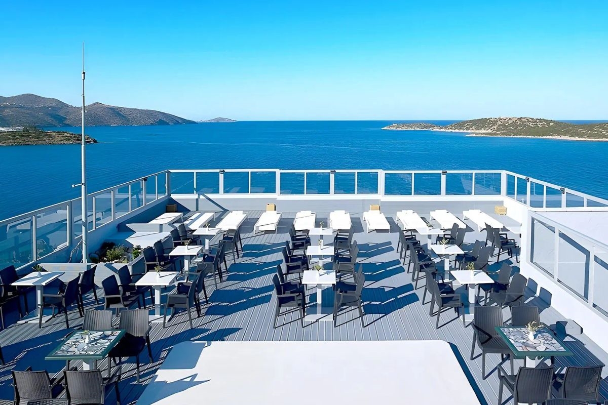 MISTRAL BAY
