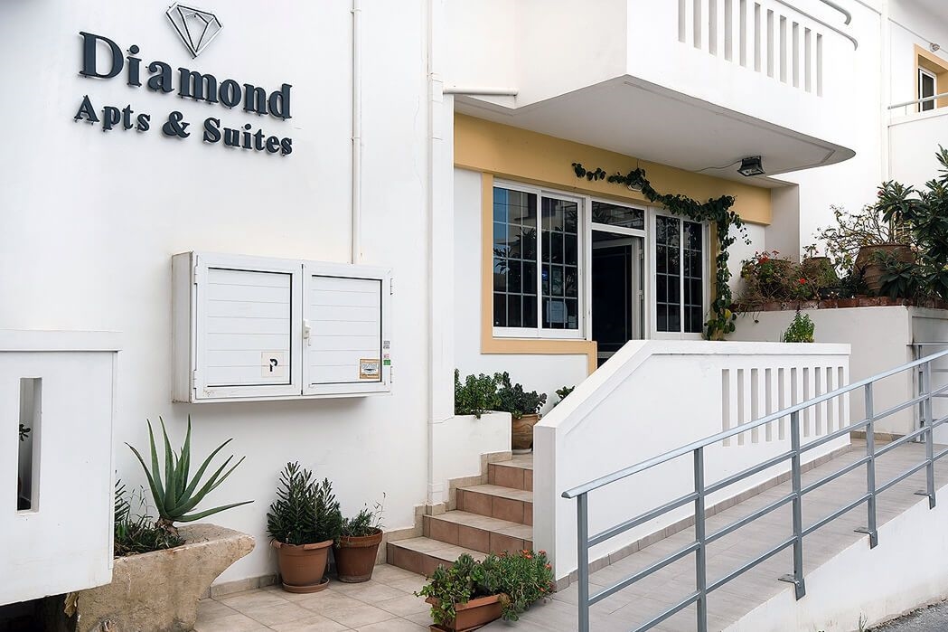 DIAMOND APTS & SUITES