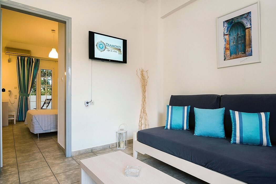 DIAMOND APTS & SUITES 2