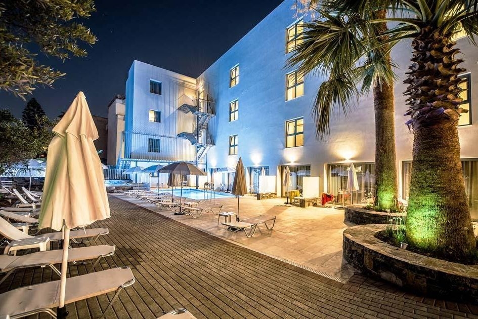 POLLIS HOTEL 2