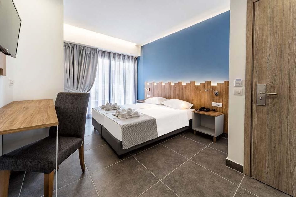 POLLIS HOTEL 5