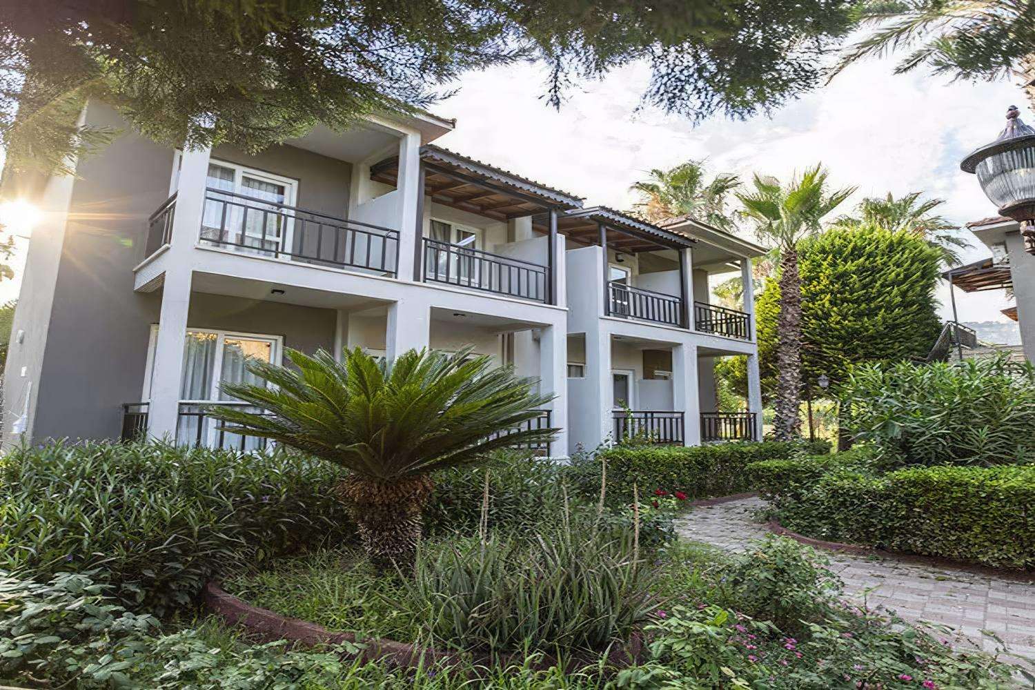 Miramor Garden Resort & Spa