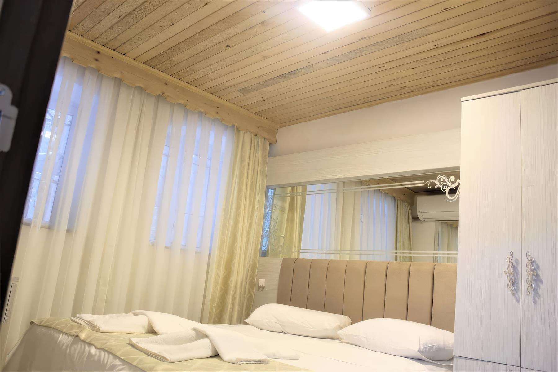 Miklagord Hotel 5