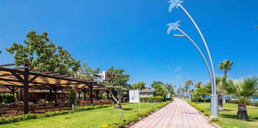 L'Oceanica Beach Resort Hotel 5