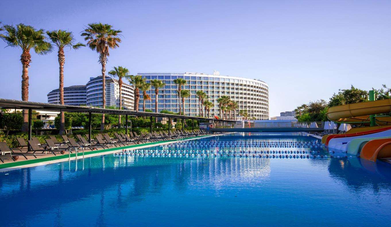 Crystal Centro Pearl Collection 2