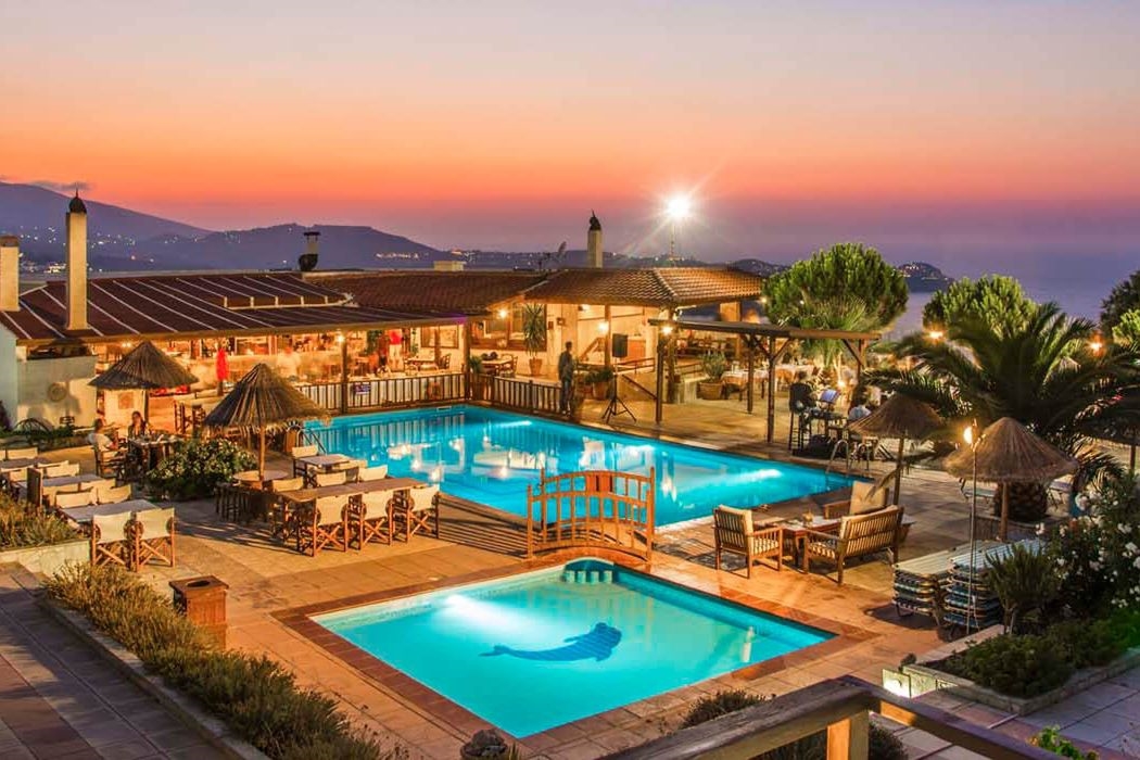 SPIROS - SOULA FAMILY HOTEL & THEMATIC SUITES 2