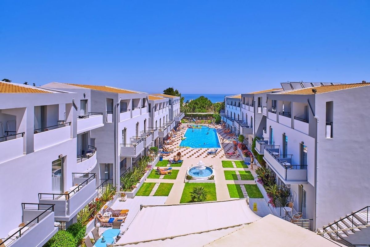 SUNRISE VILLAGE HOTEL APARTMENTS