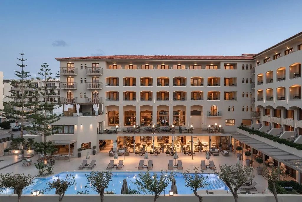 THEARTEMIS PALACE HOTEL 2
