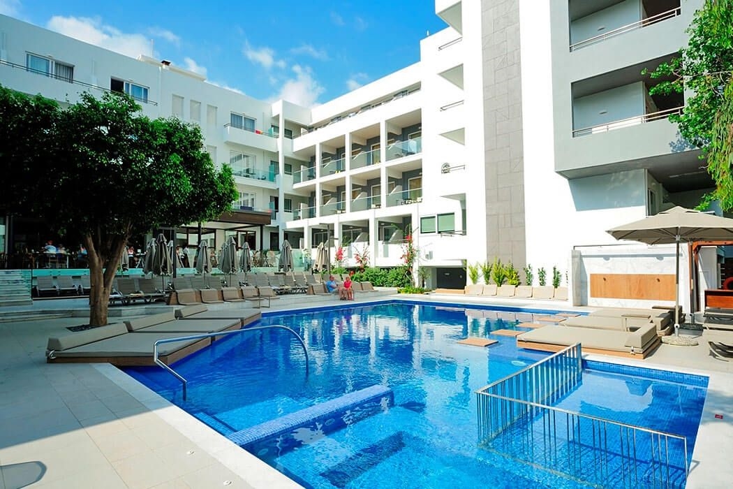 ATRIUM AMBIANCE HOTEL 3