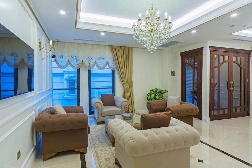 Grand Naki Hotel 4
