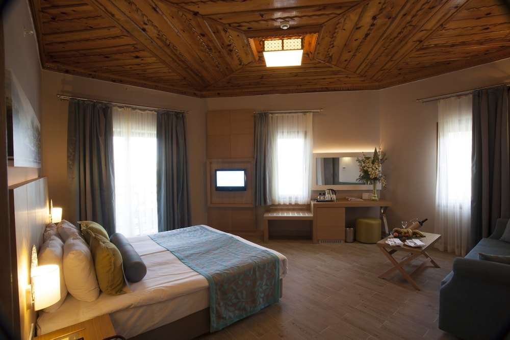 Club & Hotel Letoonia 4